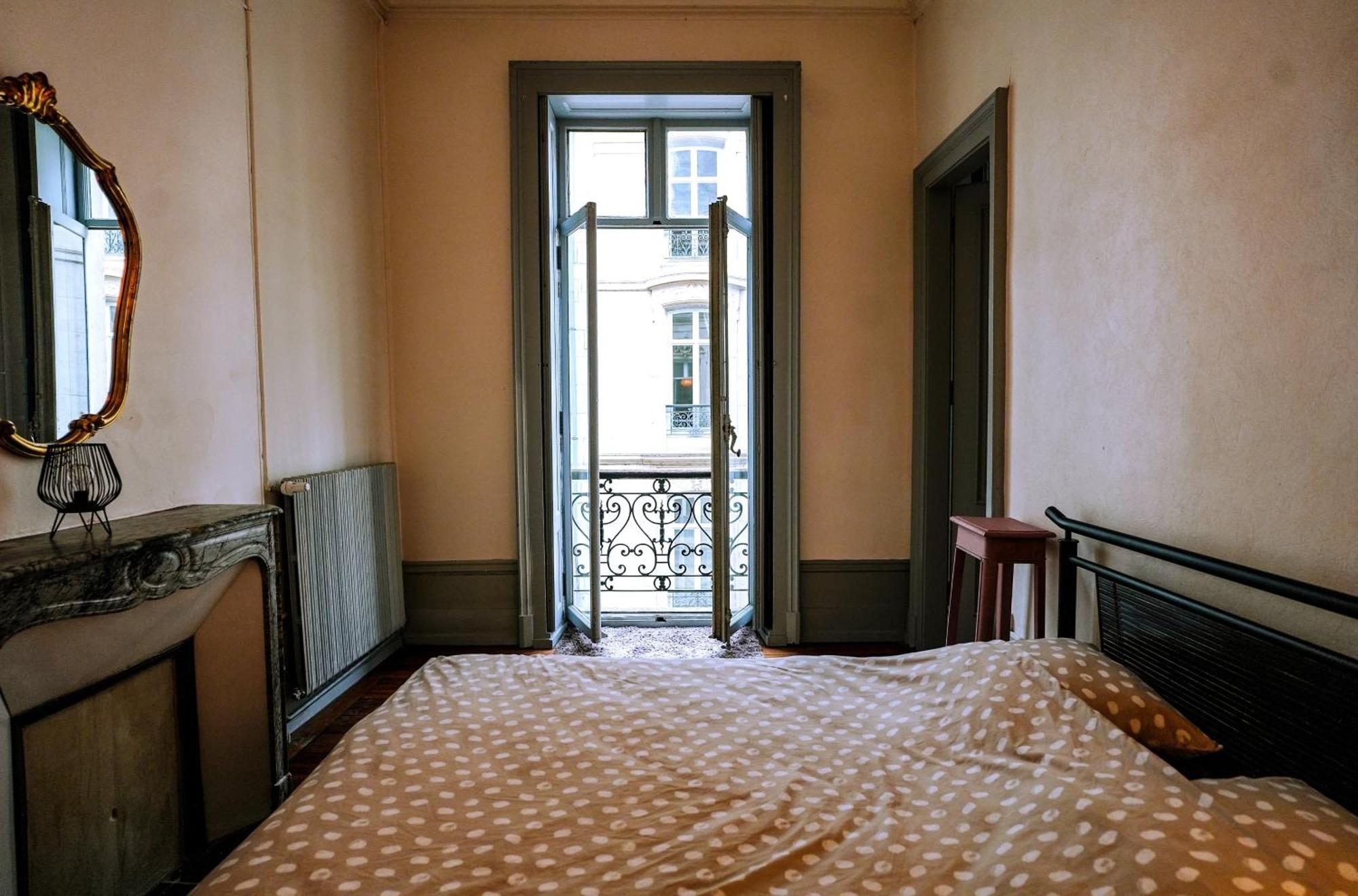 Le St Amour Elegant 2 Chambres *Wifi/Super Centre* Besançon Esterno foto